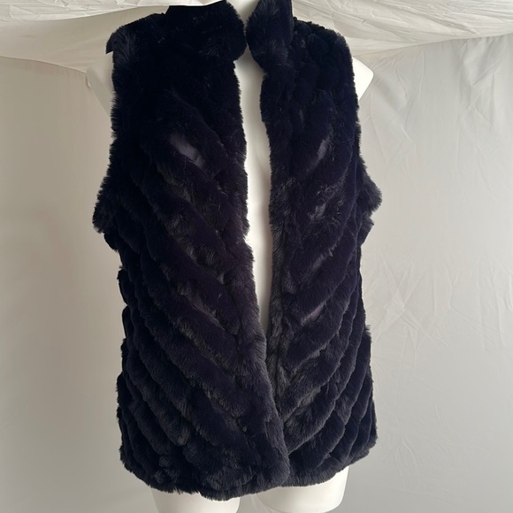 Jayley Collection Jackets & Blazers - Jayley Collection navy blue soft silk acrylic blend vegan fur vest